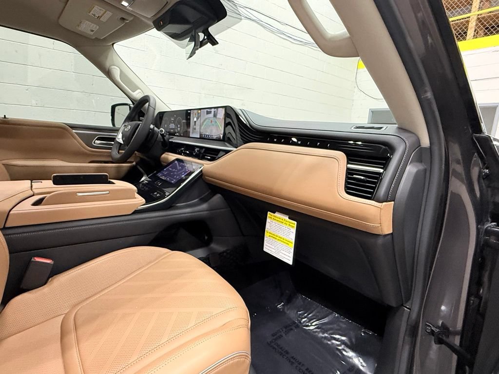 Used 2026 INFINITI QX80 Luxe w/ Cargo Package AWD/4WD image 40