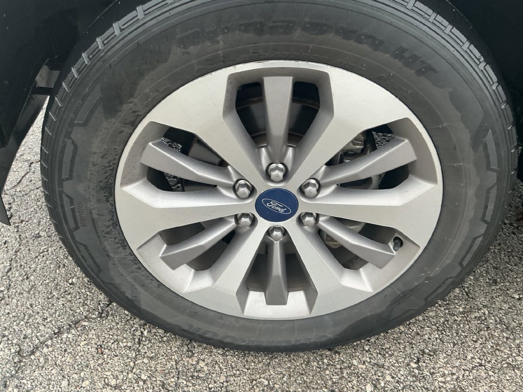 Used 2018 Ford F150 XL w/ Equipment Group 101A Mid AWD/4WD image 6