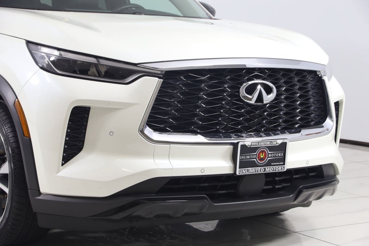 Used 2023 INFINITI QX60 Luxe w/ Cargo Package AWD/4WD image 39