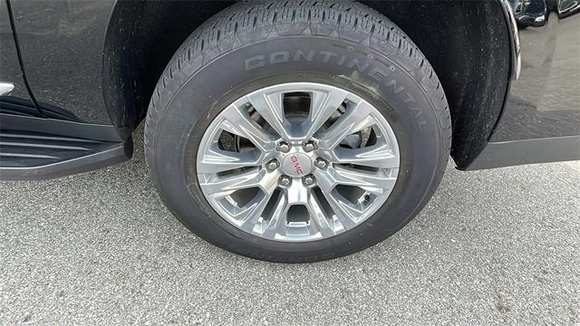 Used 2025 GMC Yukon XL Denali image 30