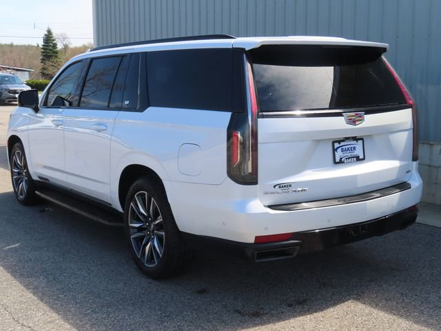 Used 2022 Cadillac Escalade ESV Sport w/ Touring Package image 12