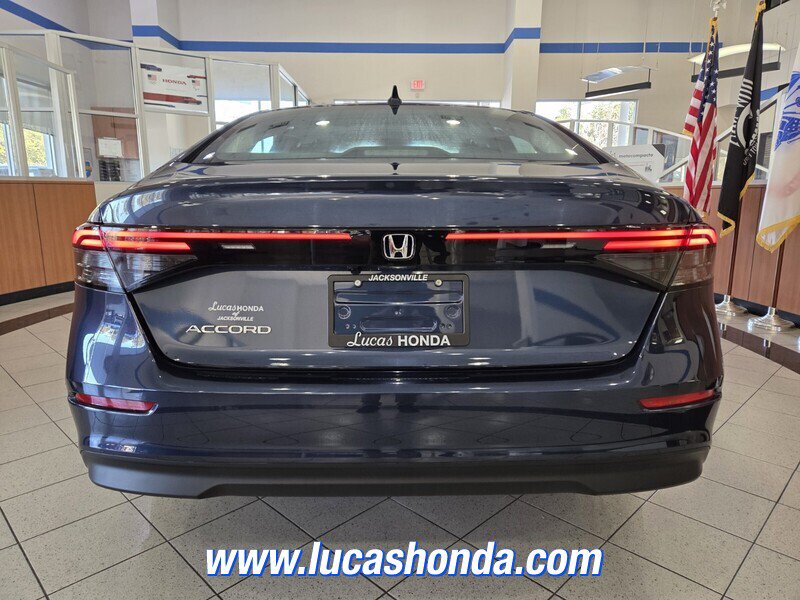 Used 2024 Honda Accord EX image 5