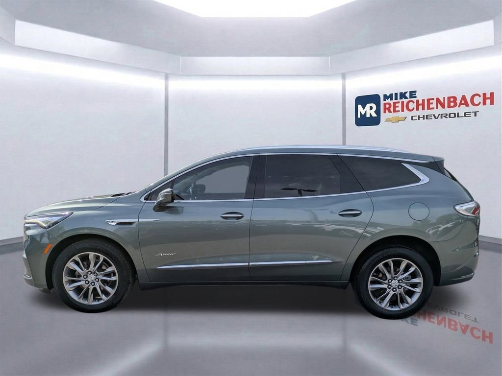 Certified 2023 Buick Enclave Avenir w/ Avenir Technology Package image 7