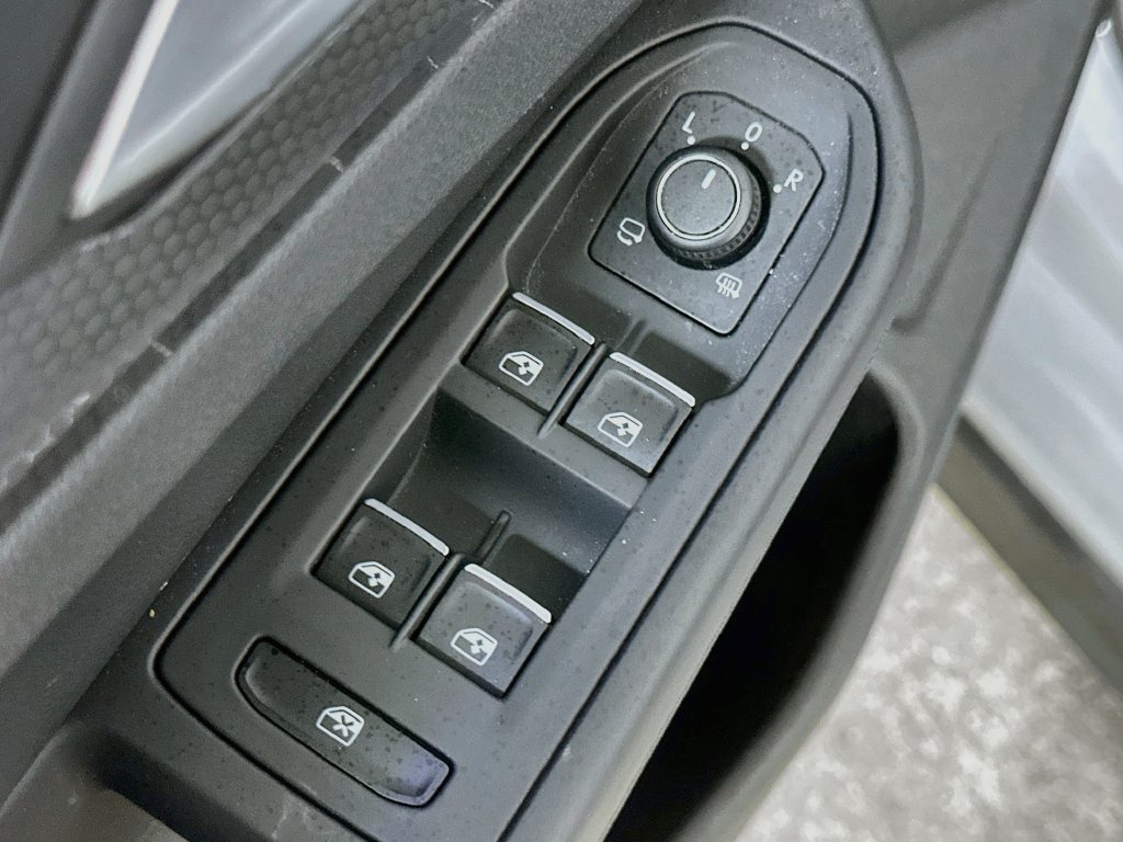 Used 2024 Volkswagen GTI Autobahn FWD image 22