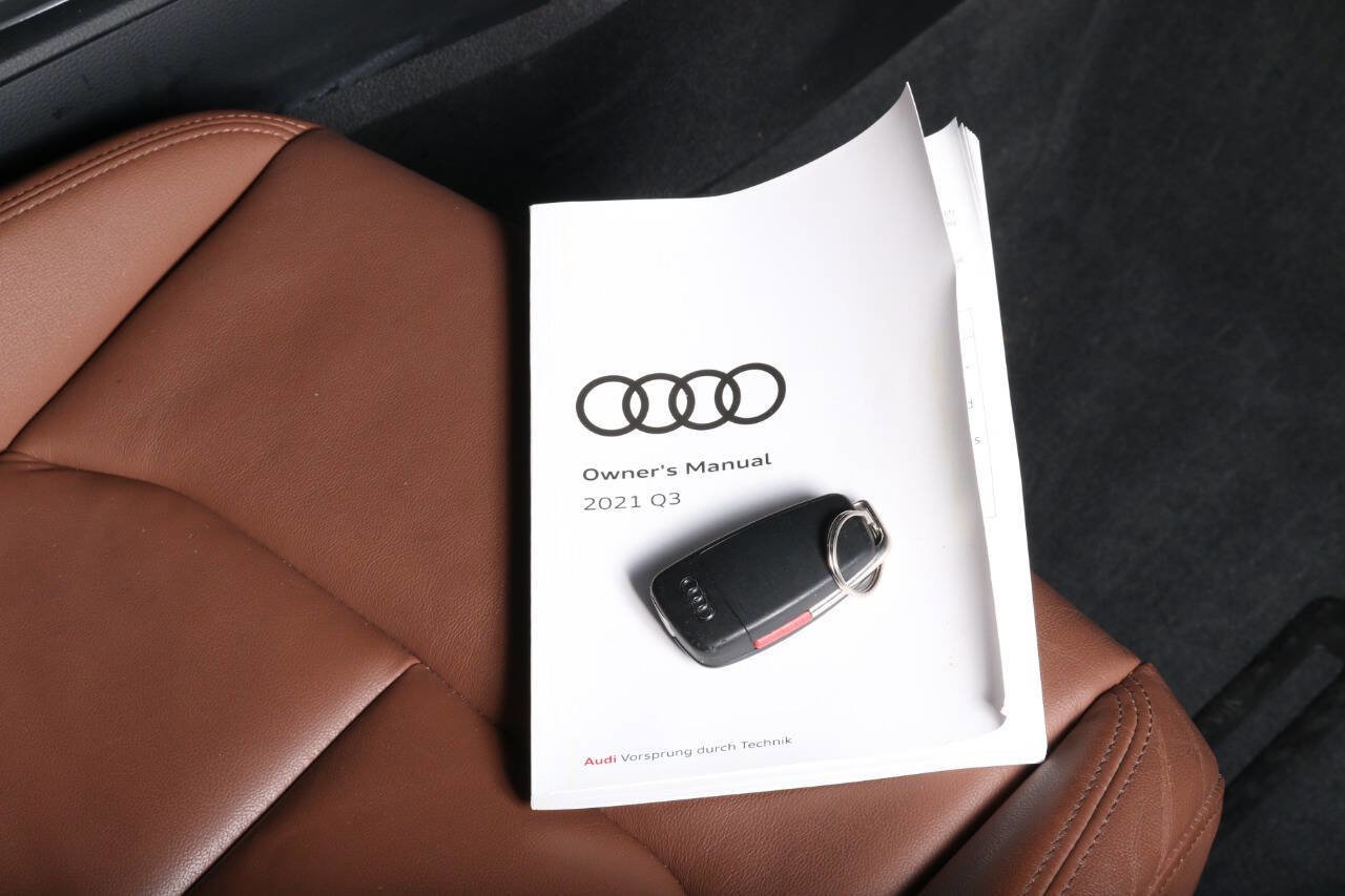 Used 2021 Audi Q3 2.0T Premium w/ Convenience Package image 32
