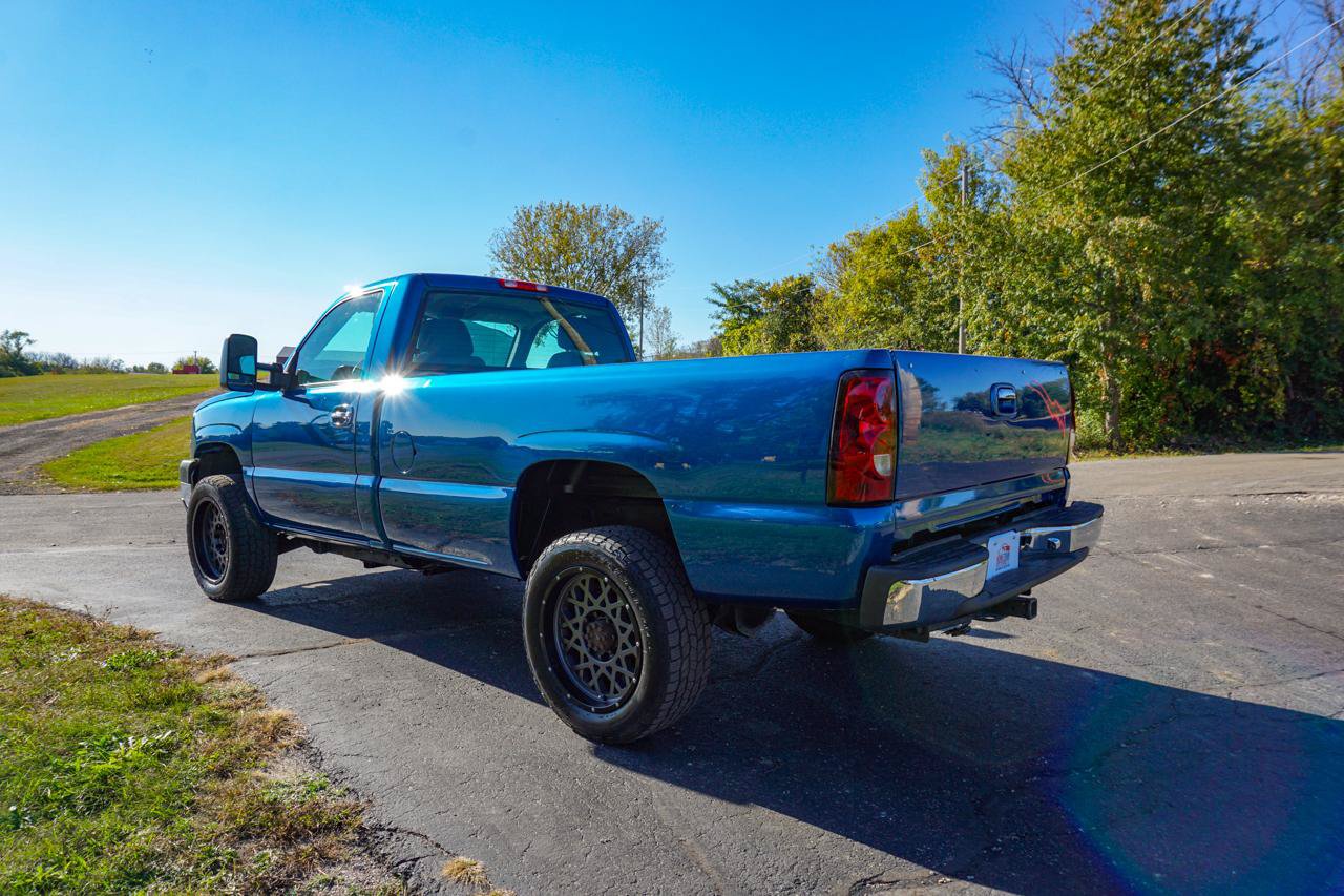 Used 2004 Chevrolet Silverado 2500 LS w/ Snow Plow Prep Package AWD/4WD image 7