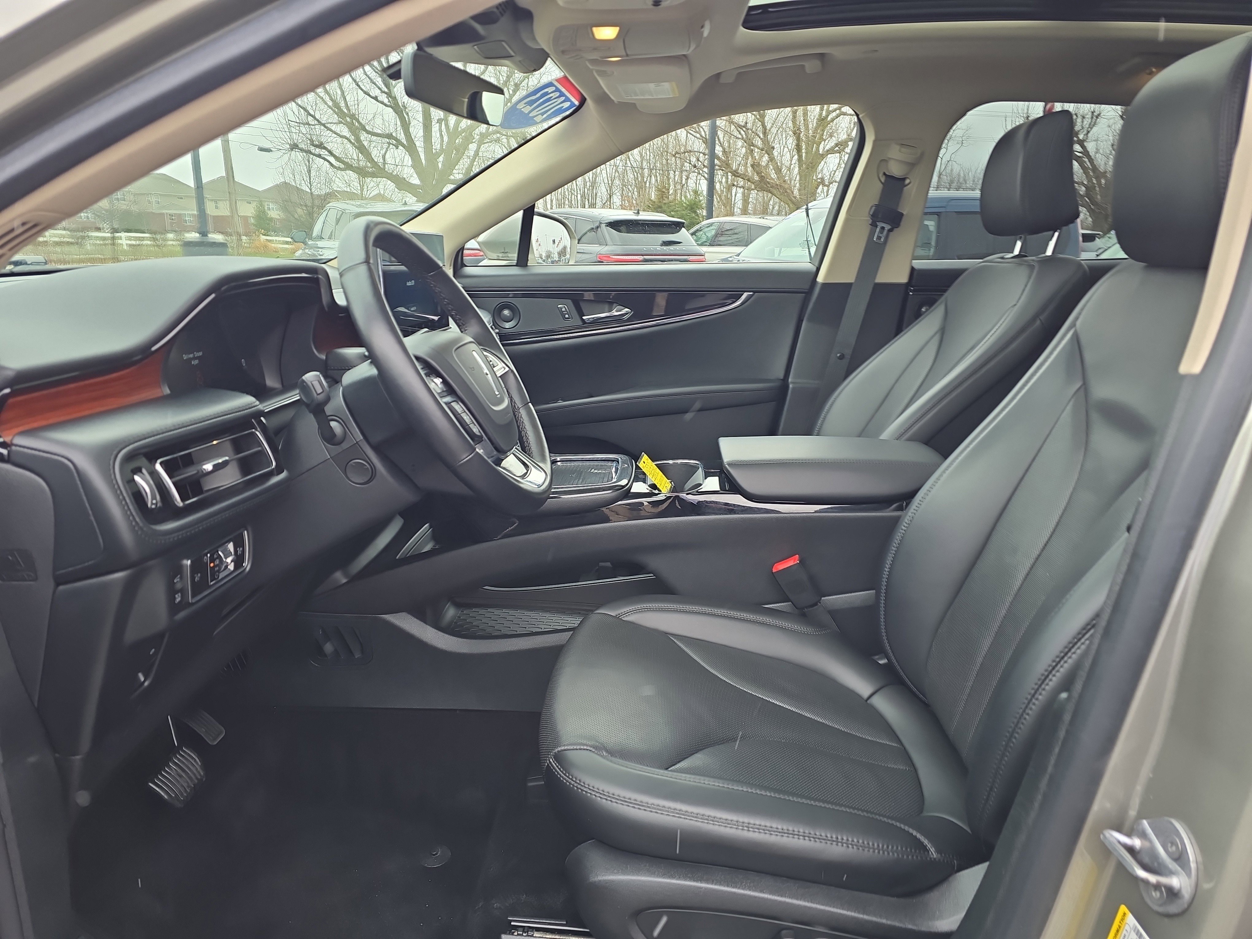 Certified 2023 Lincoln Nautilus Reserve w/ Equipment Group 201A AWD/4WD image 12