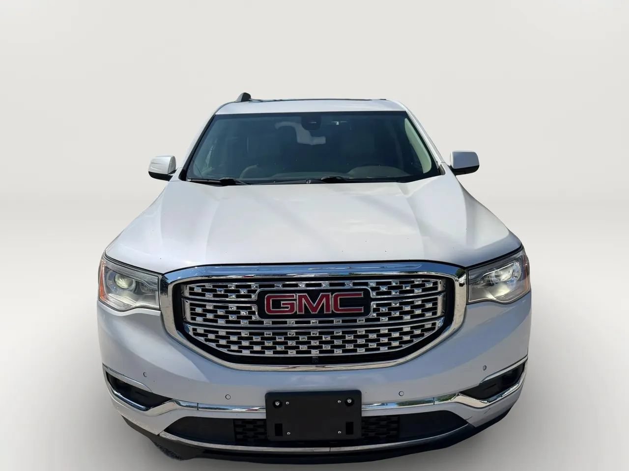 Used 2017 GMC Acadia Denali w/ Technology Package AWD/4WD image 8