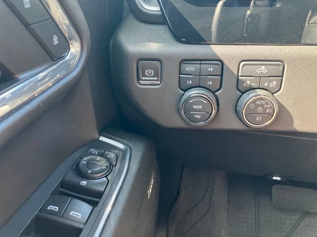 Used 2024 Chevrolet Silverado 1500 RST w/ Convenience Package II AWD/4WD image 15