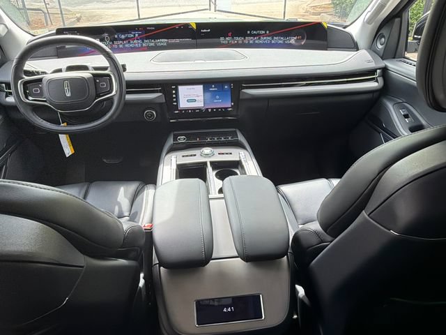 New 2027 Lincoln Navigator Premiere RWD image 22