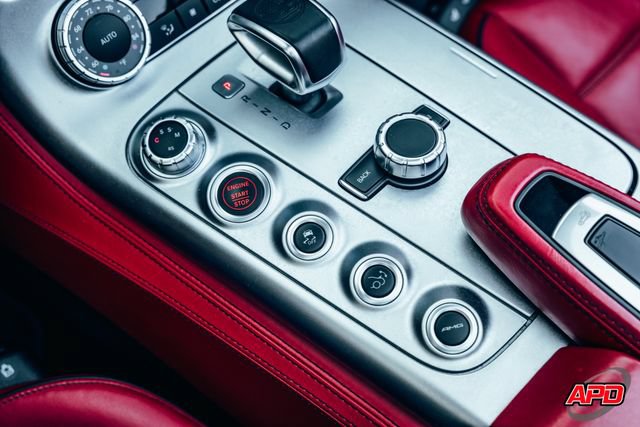 Used 2012 Mercedes-Benz SLS AMG Roadster image 19