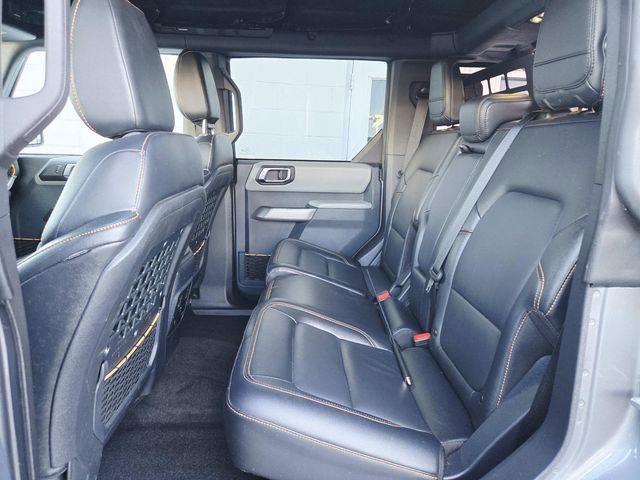 Used 2023 Ford Bronco Badlands w/ Sasquatch Package image 9