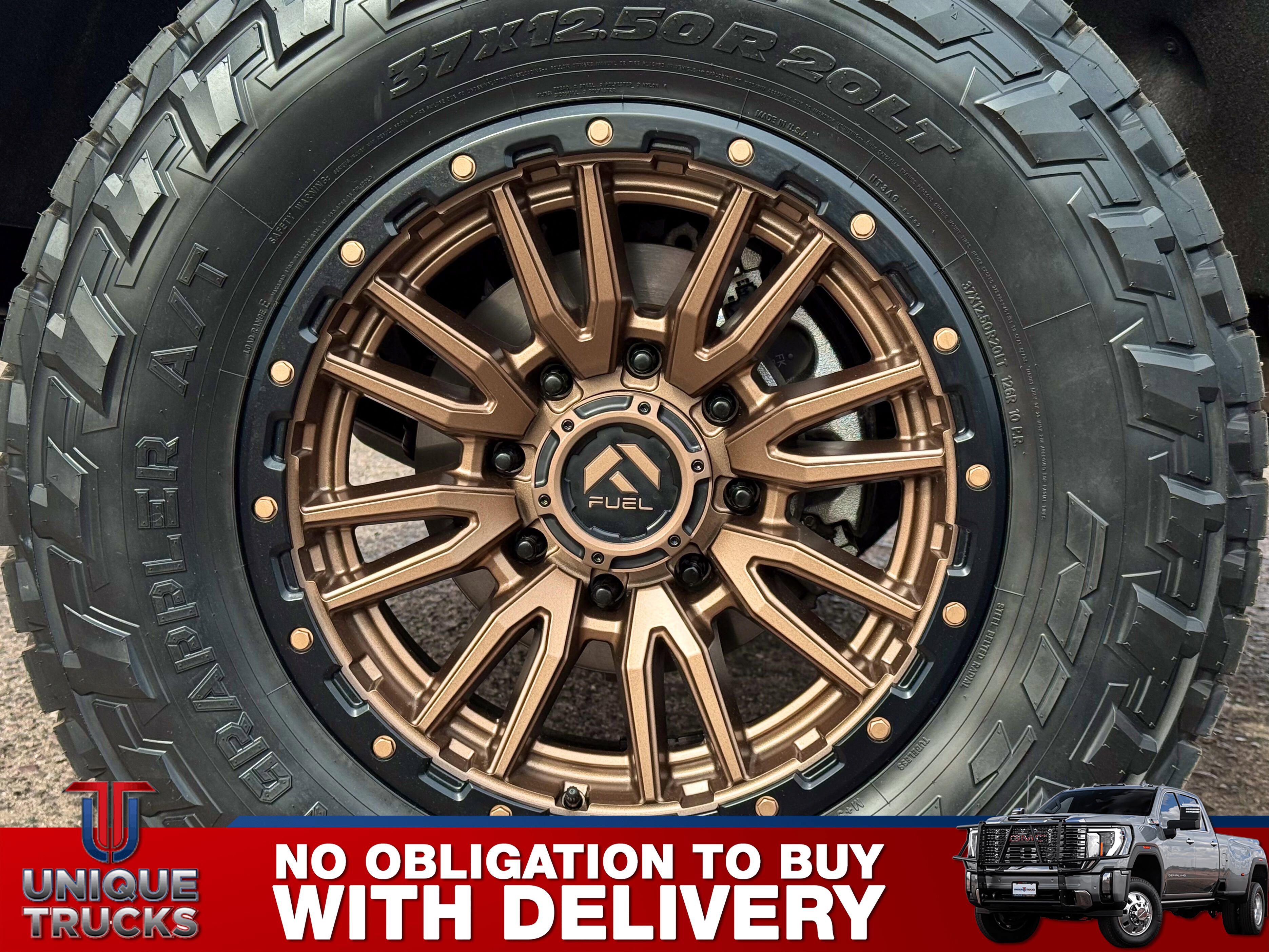 Used 2025 GMC Sierra 3500 AT4 w/ AT4 Premium Plus Package image 12