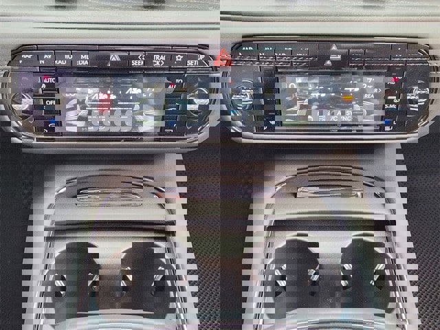 New 2026 Genesis G90 3.5T Prestige image 14