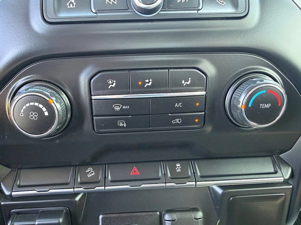 Used 2019 Chevrolet Silverado 1500 Custom Trail Boss AWD/4WD image 7