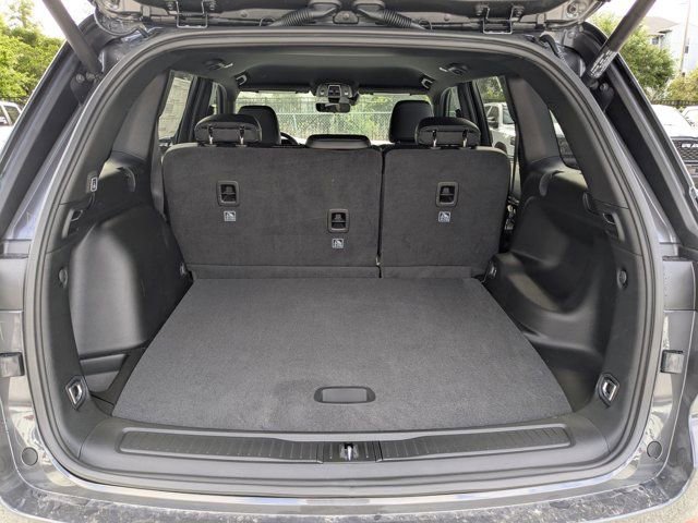 New 2026 Jeep Grand Cherokee Altitude image 12