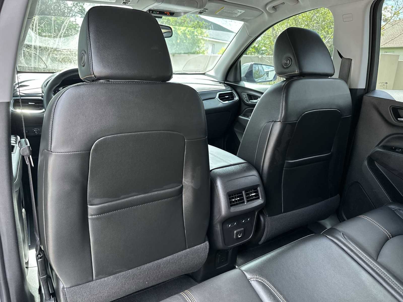 Certified 2024 Chevrolet Equinox Premier FWD image 32