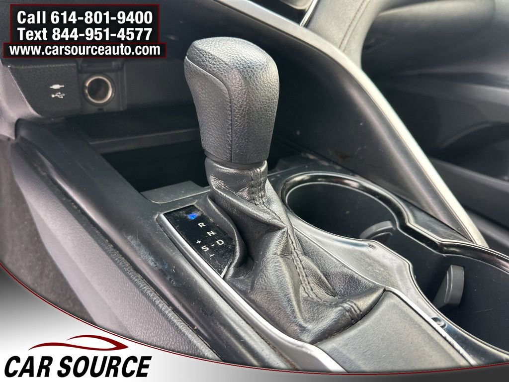 Used 2018 Toyota Camry LE FWD image 17