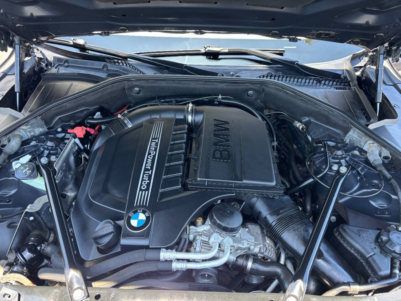 Used 2013 BMW 740Li RWD image 34
