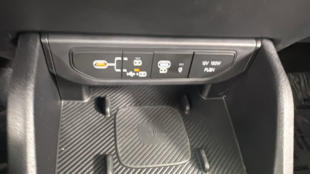 New 2025 Kia K4 GT-Line w/ GT-Line Sunroof Package image 26