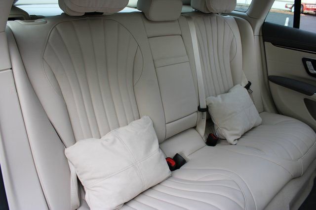 Used 2022 Mercedes-Benz EQS 450+ Sedan image 16