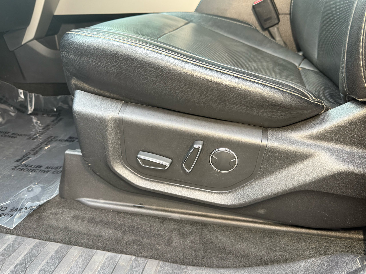 Used 2017 Ford F250 Lariat w/ Lariat Value Package image 13