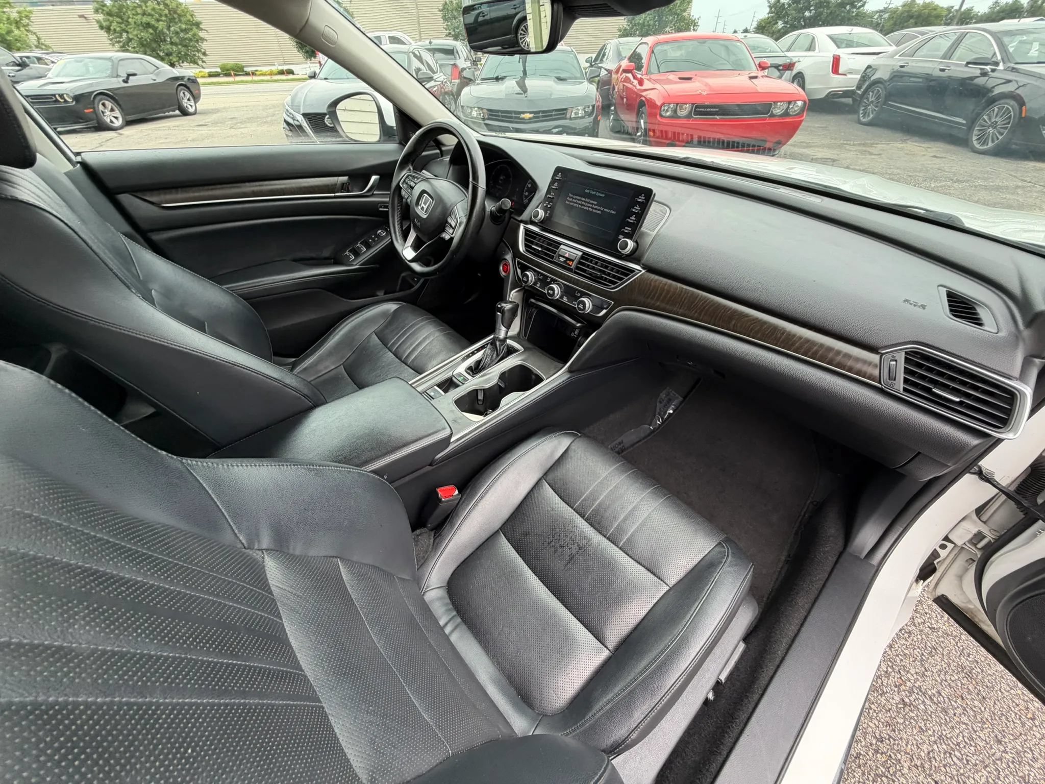Used 2018 Honda Accord EX-L image 28