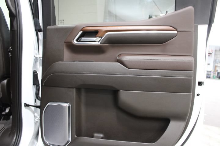 Used 2023 GMC Sierra 1500 Denali w/ Denali Reserve Package AWD/4WD image 31