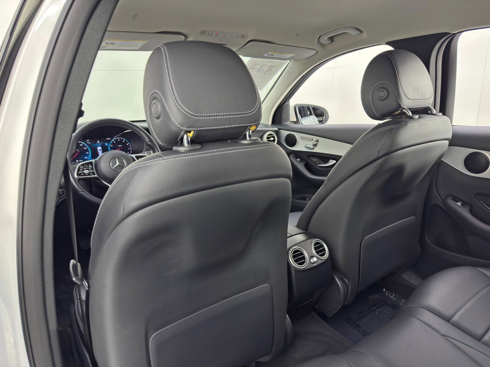 Used 2021 Mercedes-Benz GLC 300 image 34