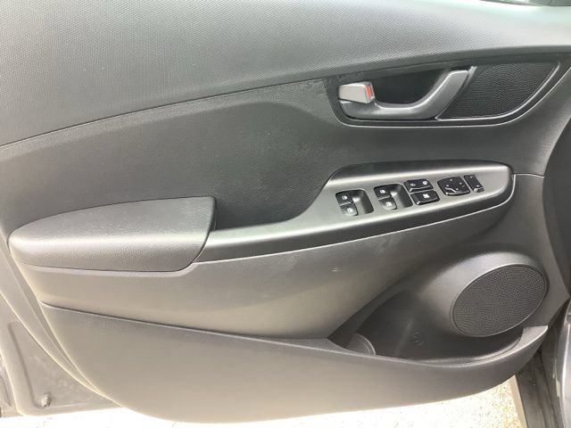 Certified 2023 Hyundai Kona SEL AWD/4WD image 11