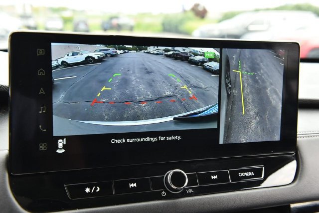 Used 2025 Mitsubishi Outlander AWD image 14