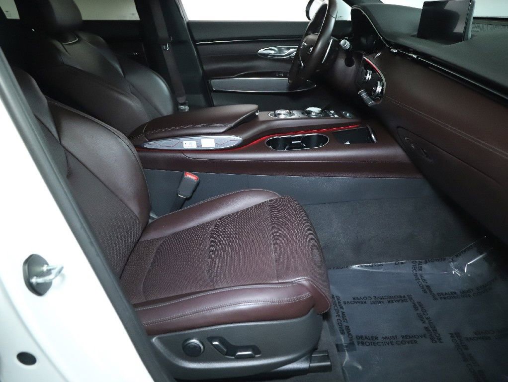 Used 2022 Genesis GV70 2.5T w/ Advanced Package image 35