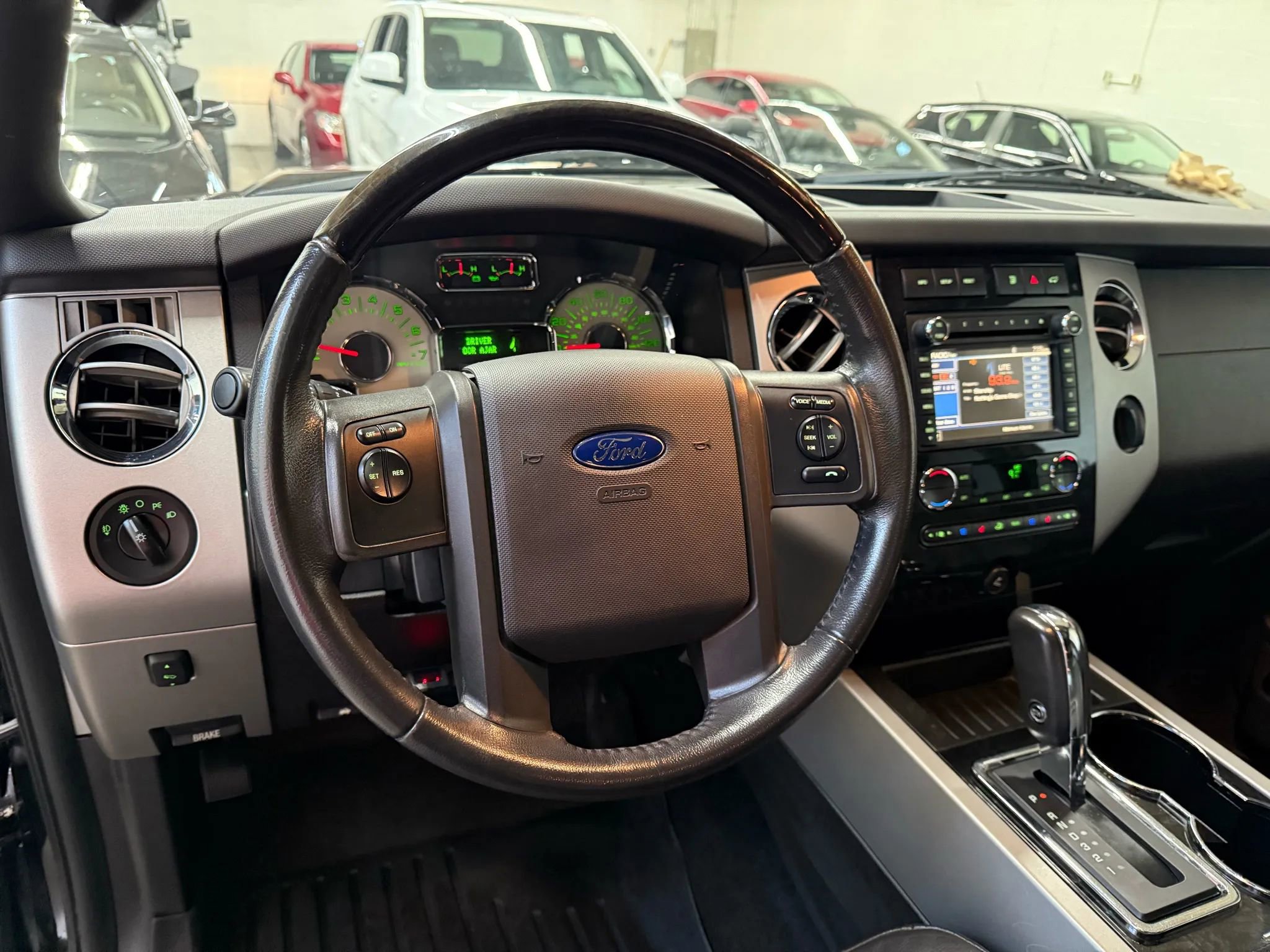 Used 2012 Ford Expedition EL Limited image 12