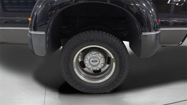 Used 2015 Ford F350 Lariat w/ Lariat Ultimate Package image 12