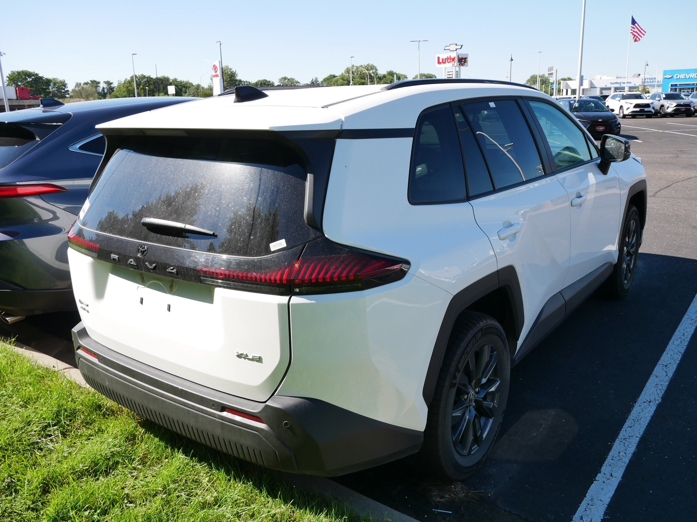 Certified 2026 Toyota RAV4 XLE Premium AWD/4WD image 6
