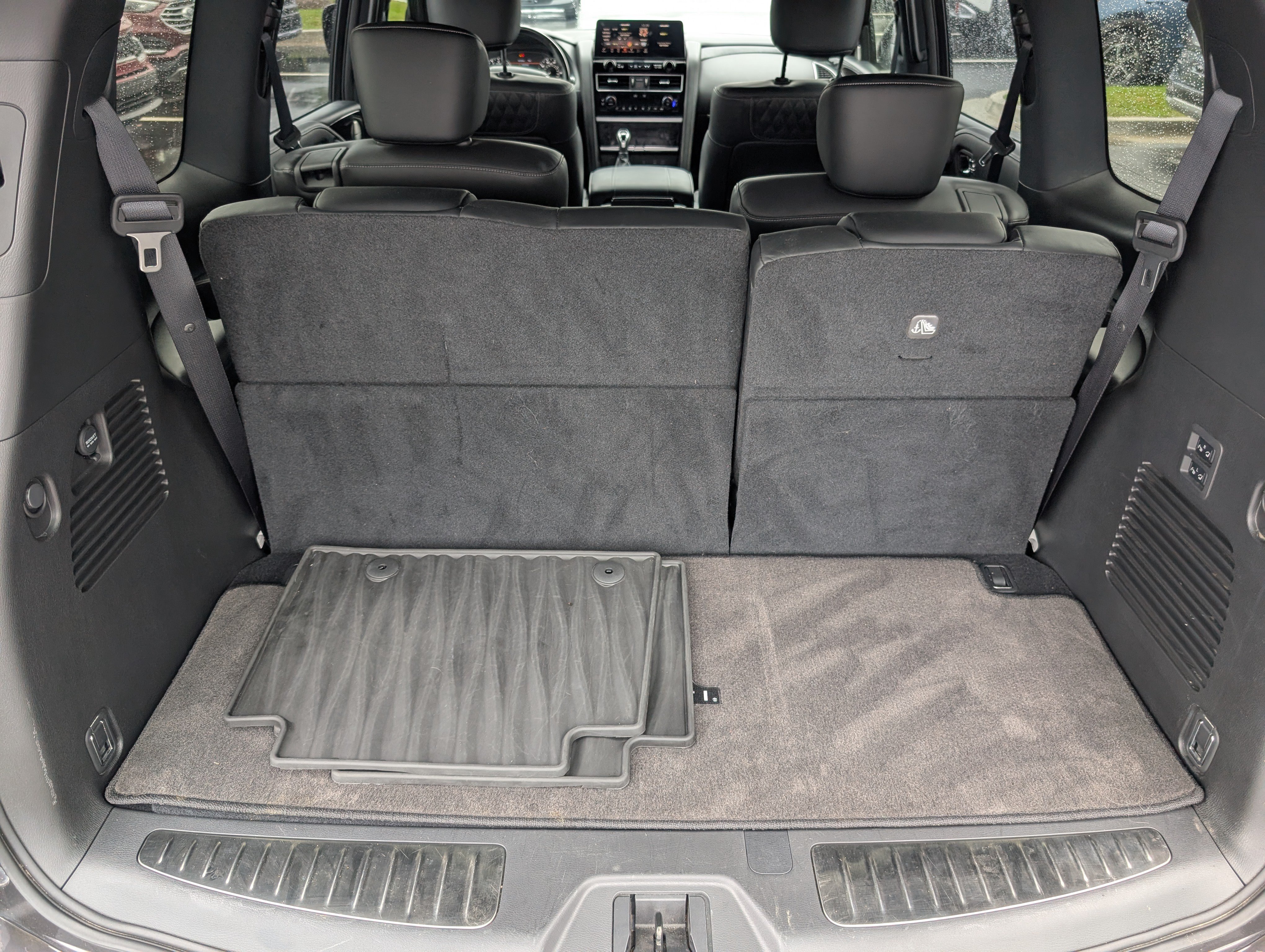 Used 2024 INFINITI QX80 Sensory AWD/4WD image 14