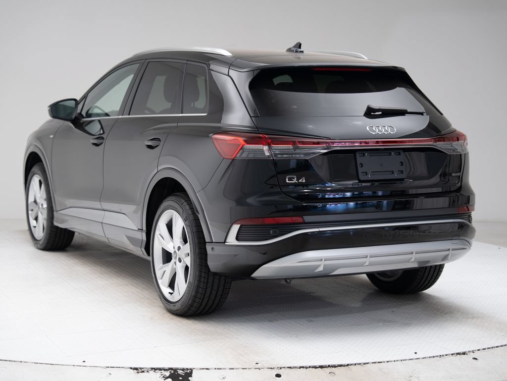 Used 2023 Audi Q4 e-tron Premium Plus AWD/4WD image 3