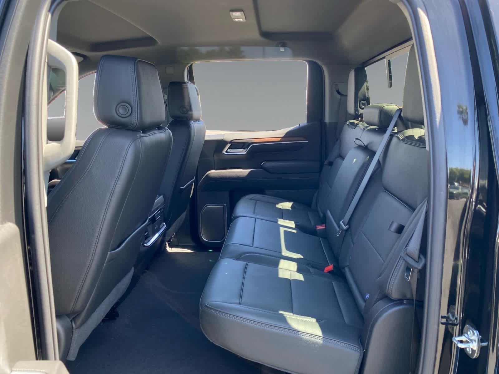 Used 2026 GMC Sierra 1500 Denali w/ Technology Package RWD image 13