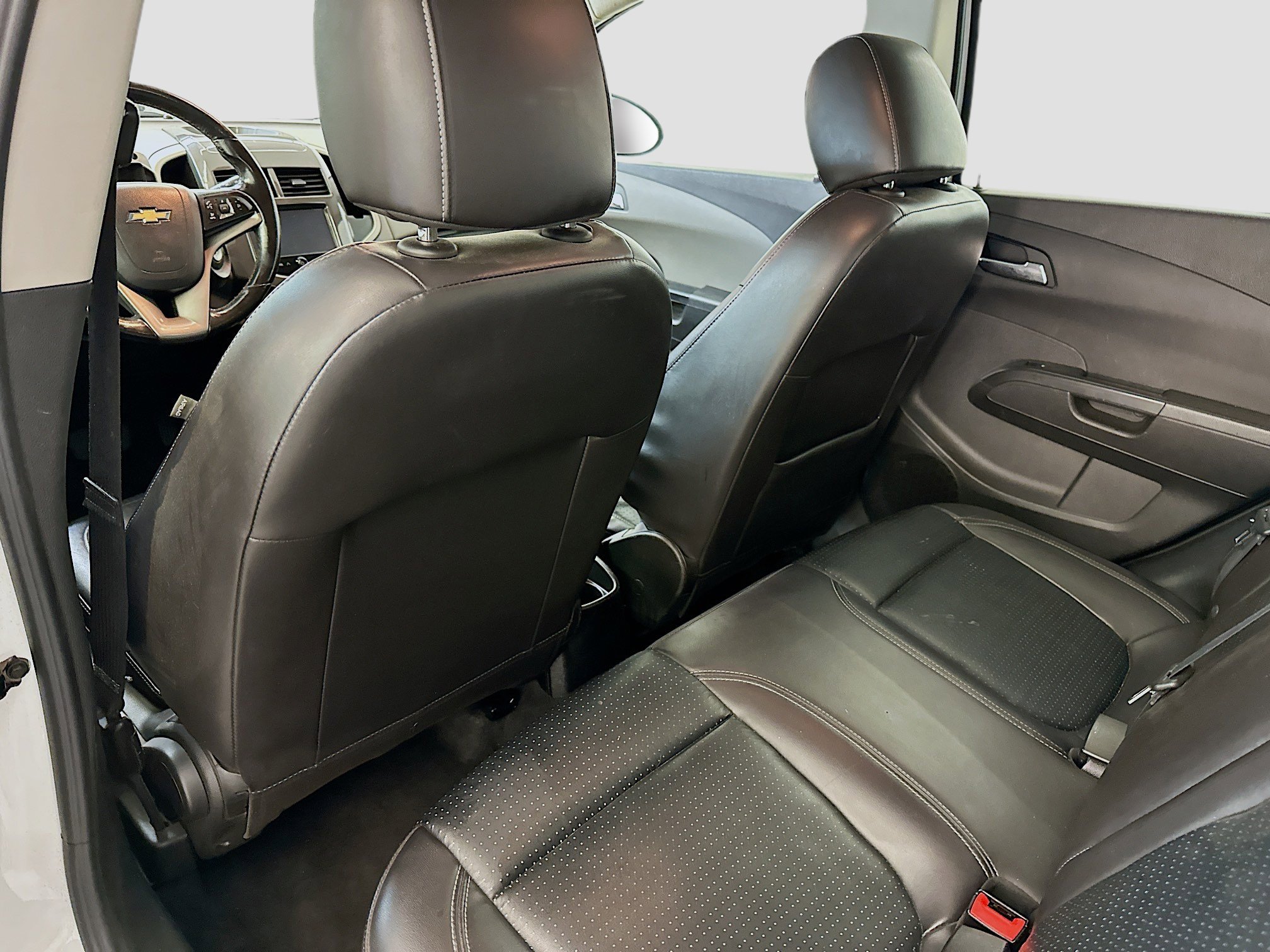 Used 2015 Chevrolet Sonic LTZ image 27