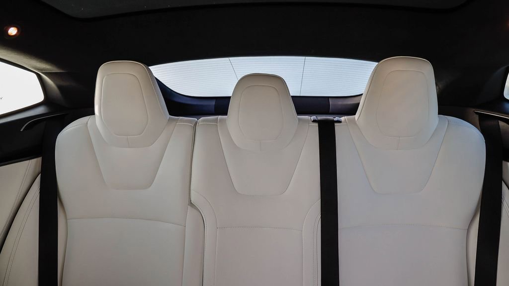Used 2021 Tesla Model S Performance image 27