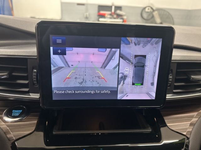 Used 2023 Ford Explorer Limited image 13