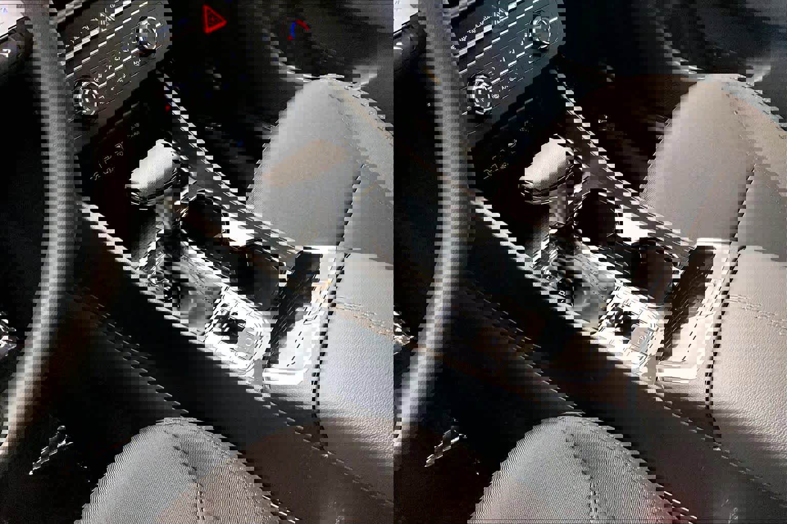 Used 2025 Hyundai Tucson SE image 28