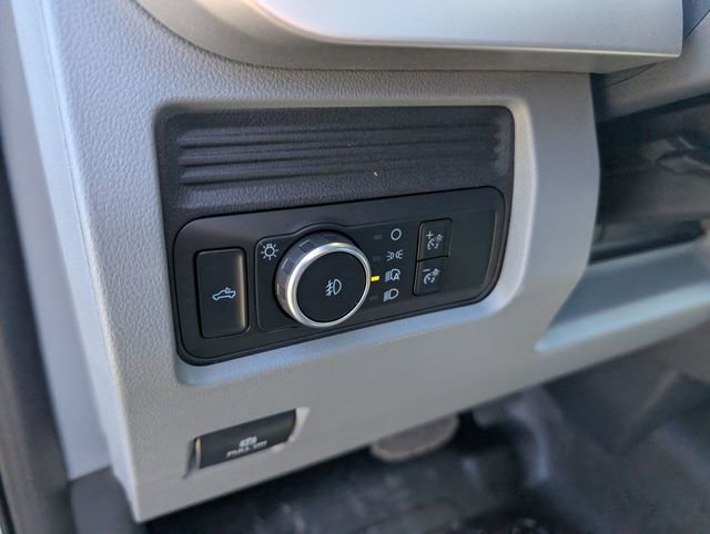 New 2026 Ford F250 XL w/ XL Chrome Package image 15