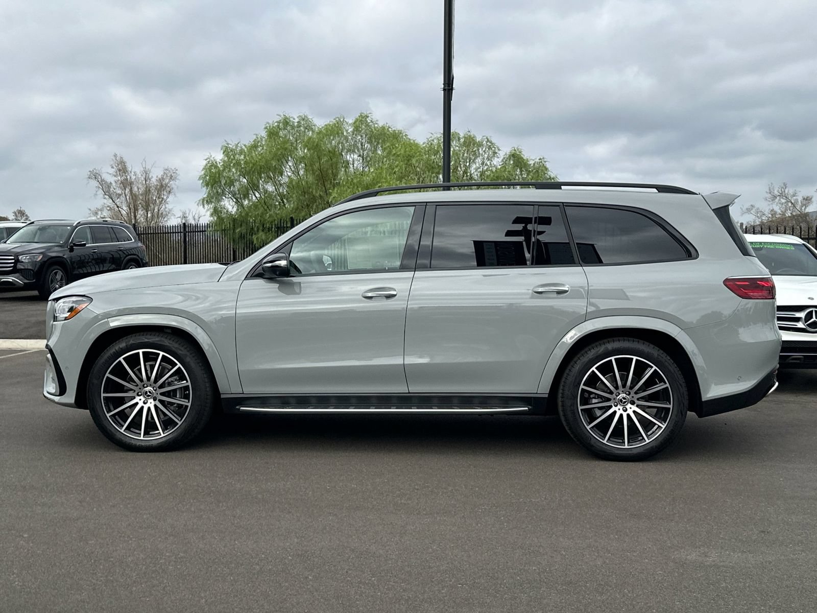 New 2026 Mercedes-Benz GLS 580 4MATIC image 6