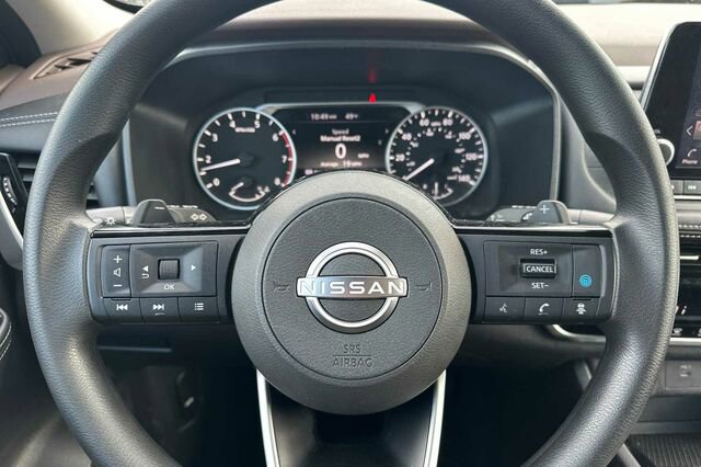 Used 2022 Nissan Rogue SV image 21