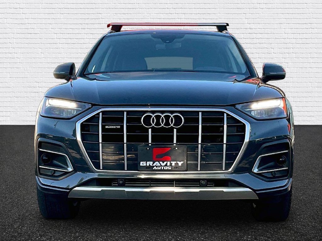 Used 2024 Audi Q5 2.0T Premium w/ Convenience Package AWD/4WD image 2