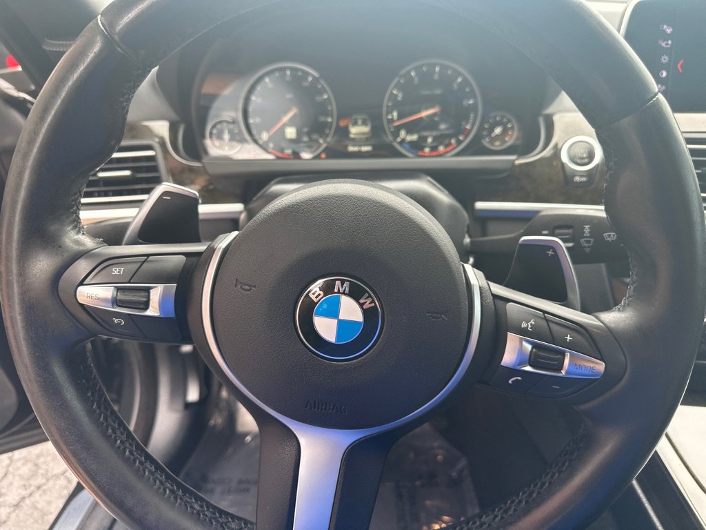 Used 2018 BMW 640i Convertible image 25