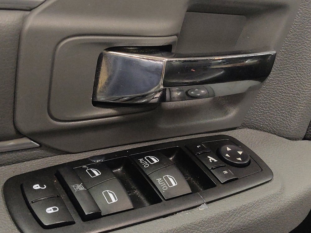 Used 2015 RAM 1500 Lone Star RWD image 27