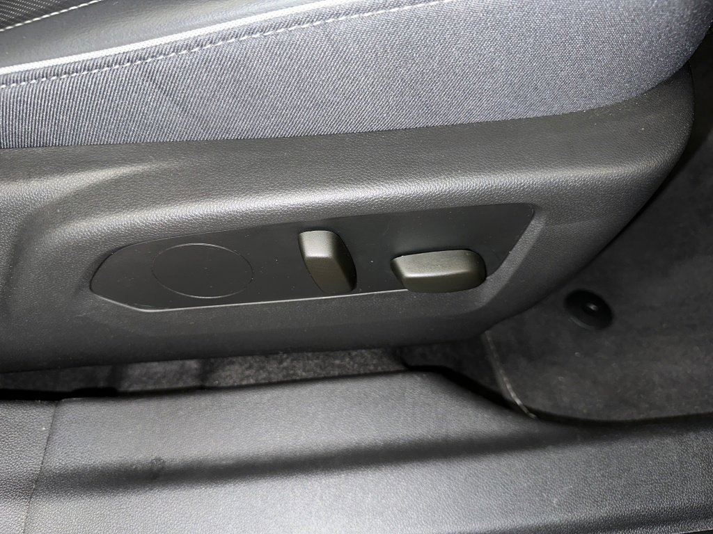 Certified 2023 Buick Envision Essence image 34