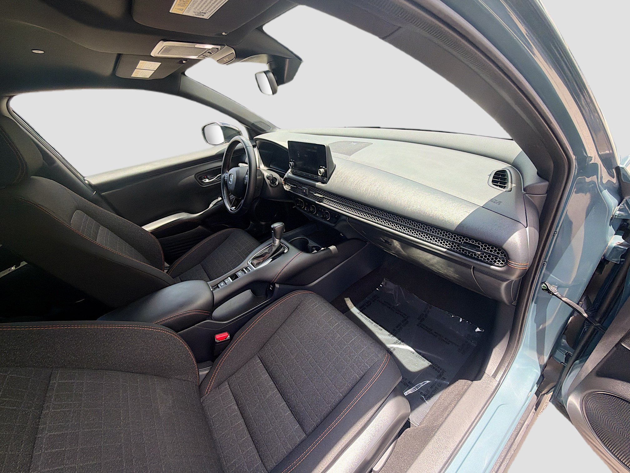 Certified 2025 Honda HR-V Sport image 31